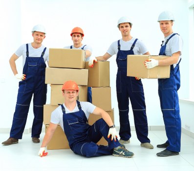 Organized self-storage spaces available in Manorpark