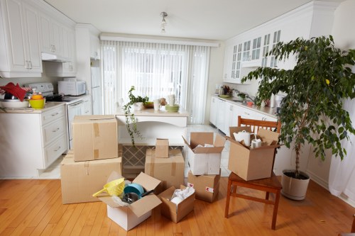 Packing belongings for a student move in Manorpark