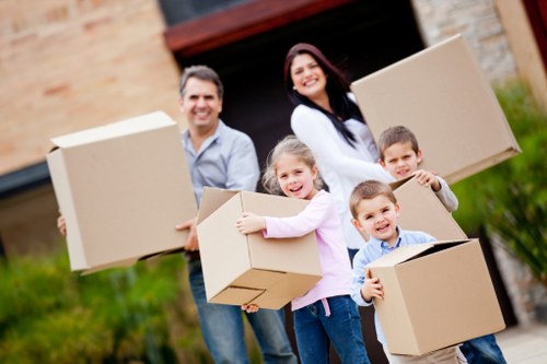 Protected furniture and careful moving practices in Manorpark